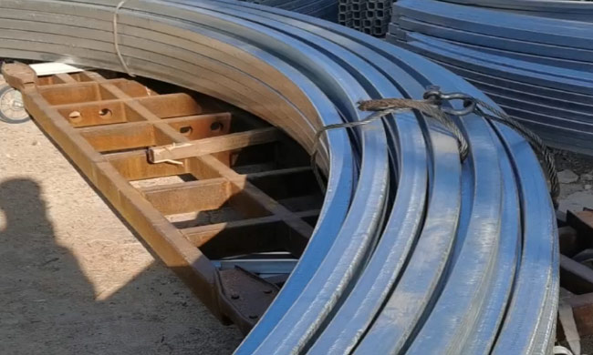 铝型材拉弯厂介绍一下不锈钢弯管是怎么做成的