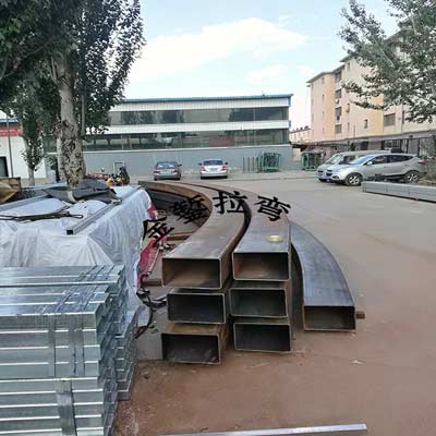 400钢方管12米顶弯