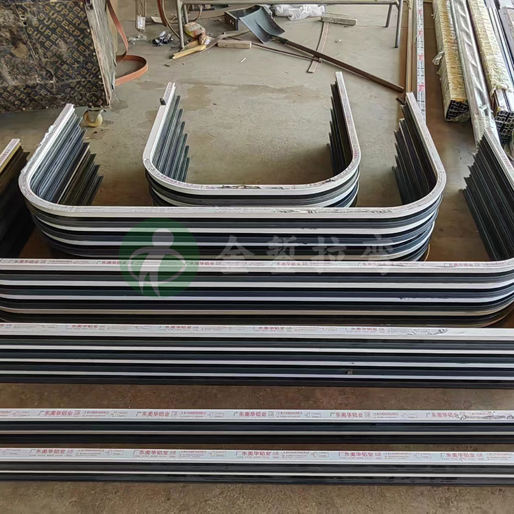 断桥铝70框两角圆弧整体拉弯