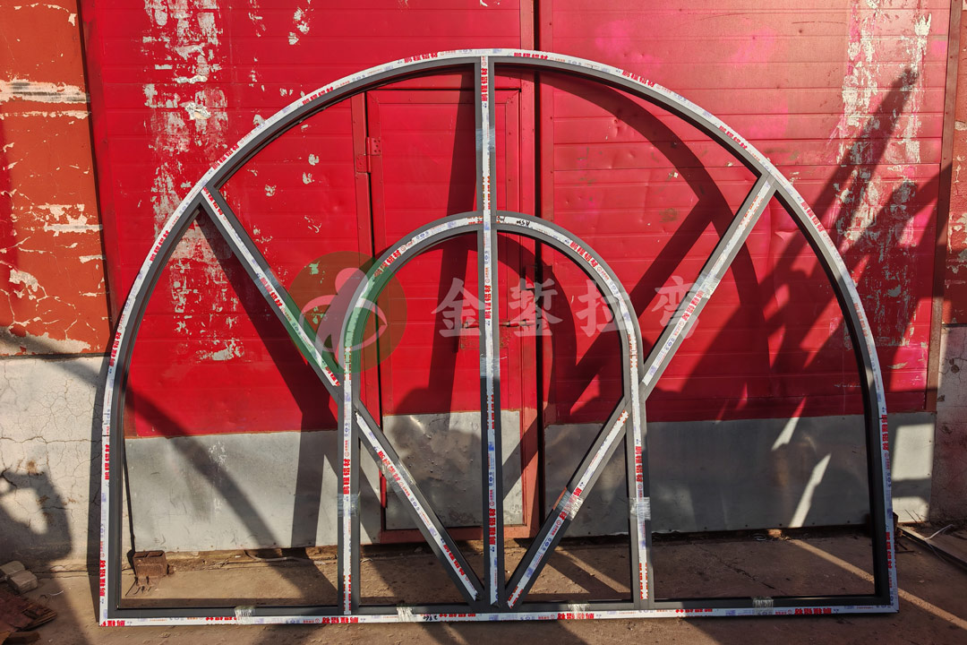 断桥铝圆弧窗拉弯