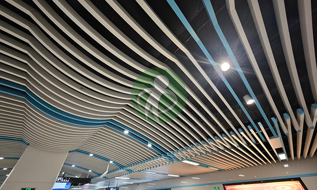 高难度异型材拉弯技术：包头型材加工的工艺创新与实践