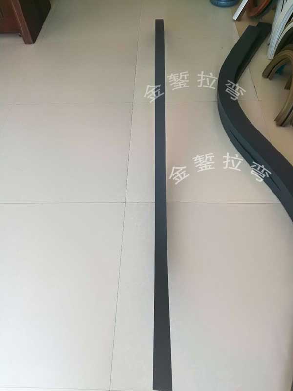 2-1ZI015252DT
